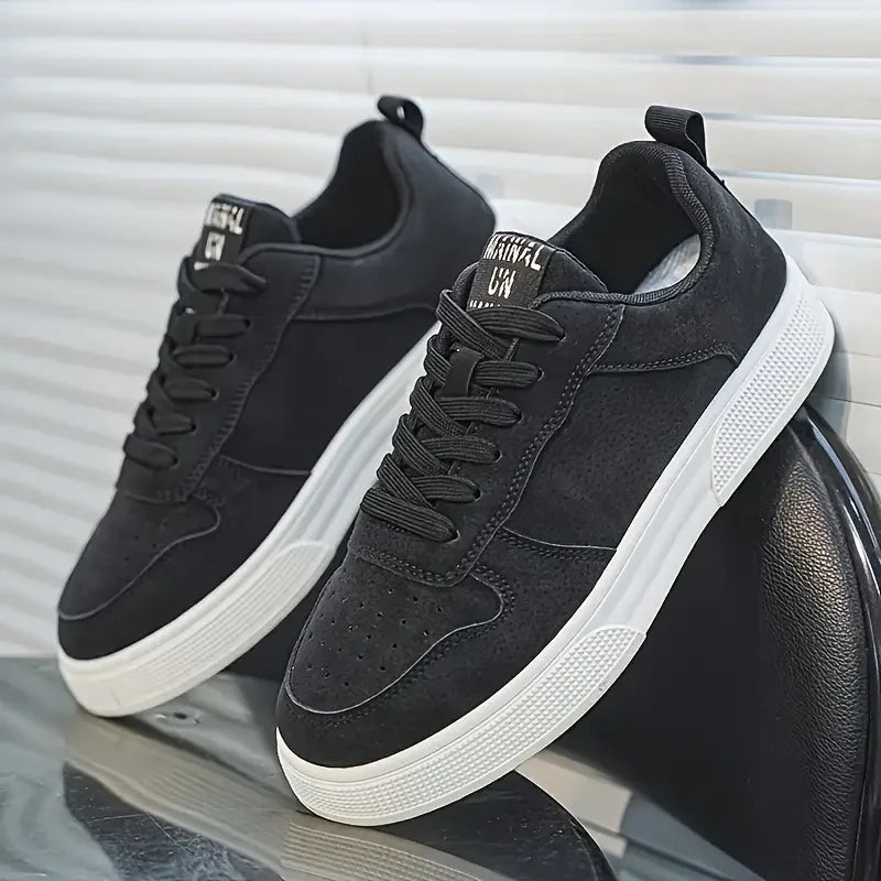1 par de sapatilhas desportivas casuais de skate, confortáveis e modernas, com parte superior ajustada que se adapta ao pé e sola antiderrapante,