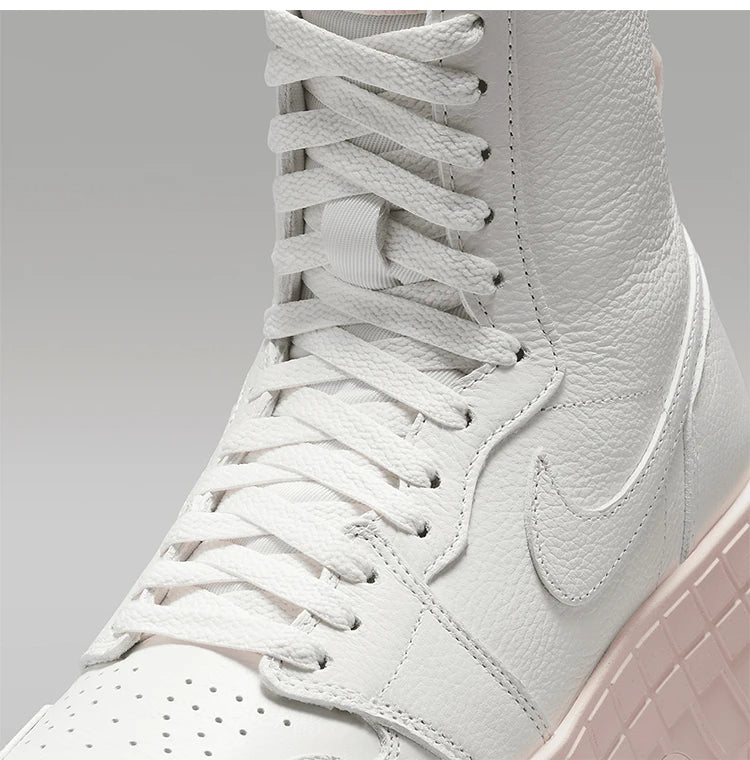 Γυναικείες μπότες Nike Air Jordan με μαλακή επένδυση και ανθεκτική παχιά σόλα FJ5737-116