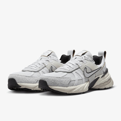 „Nike“ originalūs „V2K Run“ moteriški lengvi retro sportiniai bateliai FN6703-002