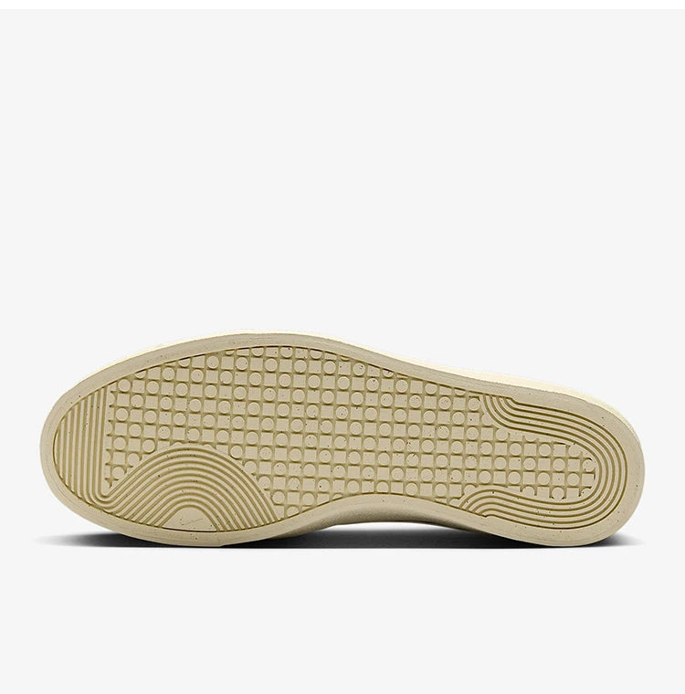 Nike originalne moške retro lahke superge Court Shot FQ8146-201
