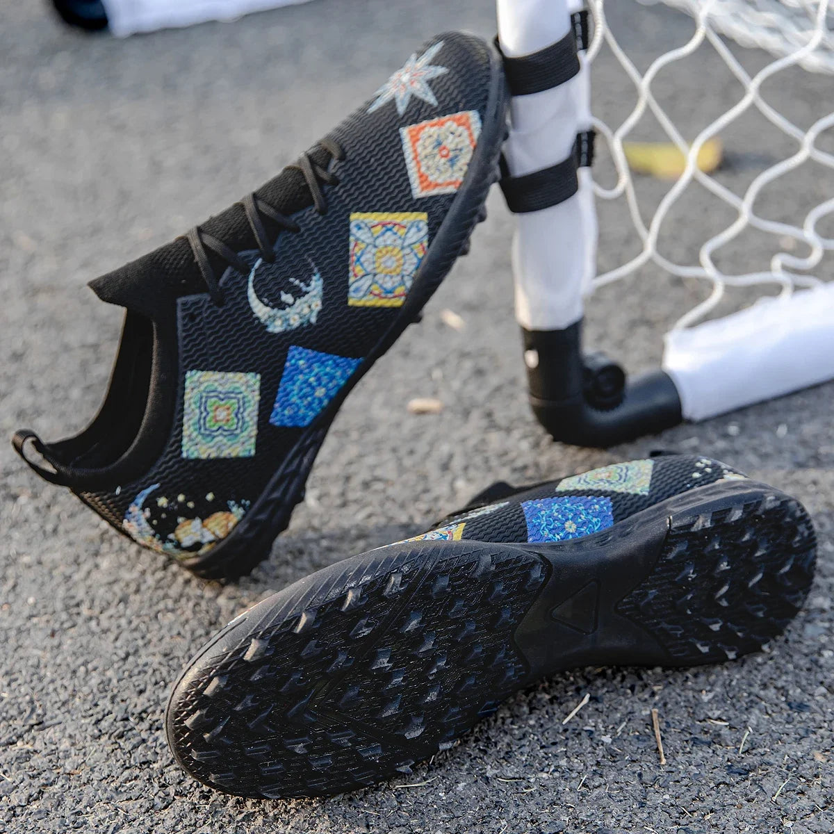 Lawn Nails Wear-resistant Professional Football Shoes Multi-color Grip Strong Balance Summer Outdoor Football Training Shoes