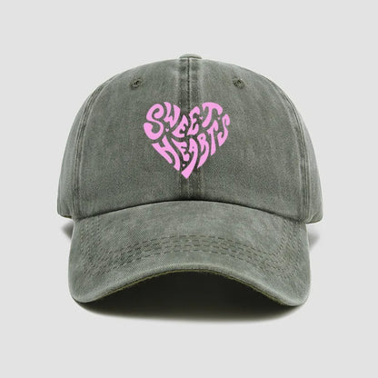 Pink heart-shaped letter printed baseball cap, versatile for daily use, sweet girl's hat, outdoor sun protection and shading