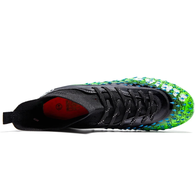Chaussures de football pour hommes et femmes, chaussures de football à tige haute offrant un bon maintien de la cheville, chaussures d’entraînement légères et antidérapantes pour terrains intérieurs et extérieurs.