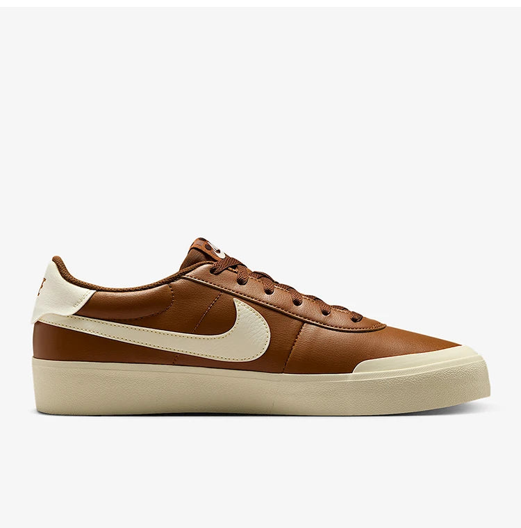 Nike originalne moške retro lahke superge Court Shot FQ8146-201