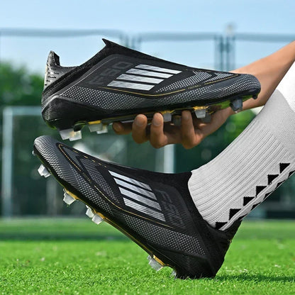 Nouvelles chaussures de football pour hommes, crampons de sport d'extérieur pour garçons et adultes, bottes de football d'entraînement respirantes, antidérapantes, à crampons longs, confortables