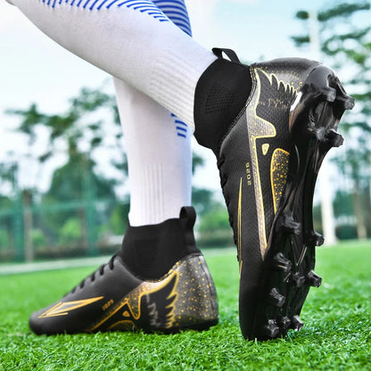 Nouvelles chaussures de football pour hommes, chaussures de football en salle de haute qualité, chaussures de sport, futsal, cheville haute, antidérapantes, ultralégères, antidérapantes pour l'extérieur