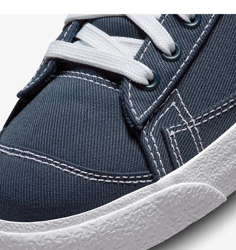 Nike Original Blazer Mid '77 CNVS Damen-Freizeitsneaker DX5550-400