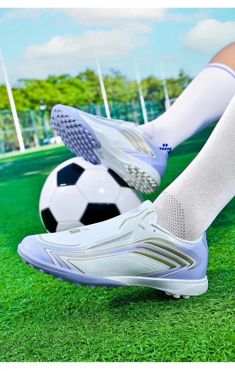 Nouvelles chaussures de football pour hommes, baskets de futsal, crampons de haute qualité, antidérapantes, chaussures de football d'intérieur, pour terrain synthétique, best-seller, montantes, pour extérieur