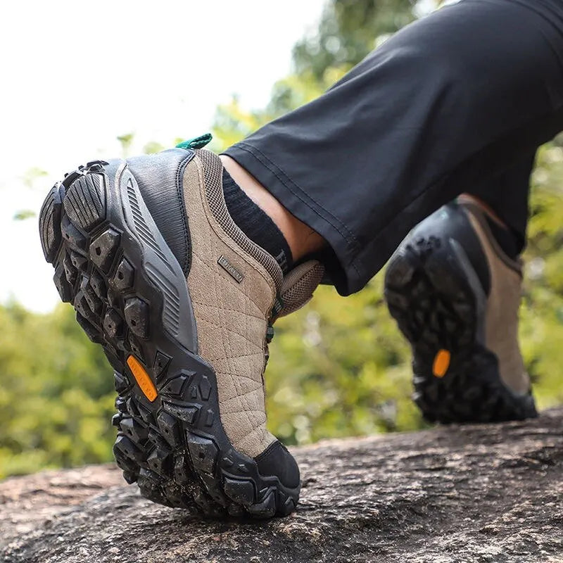 HUMTTO Hiking Shoes Men's Luxury Designer Winter Climbing Trekking Sneakers Leather Outdoor Sports Work Shoes 110282A