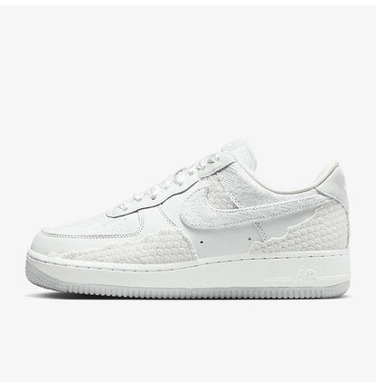 Nike Authentic Air Force 1 AF1 Sneakers classiche da donna con suola spessa HV6011-111