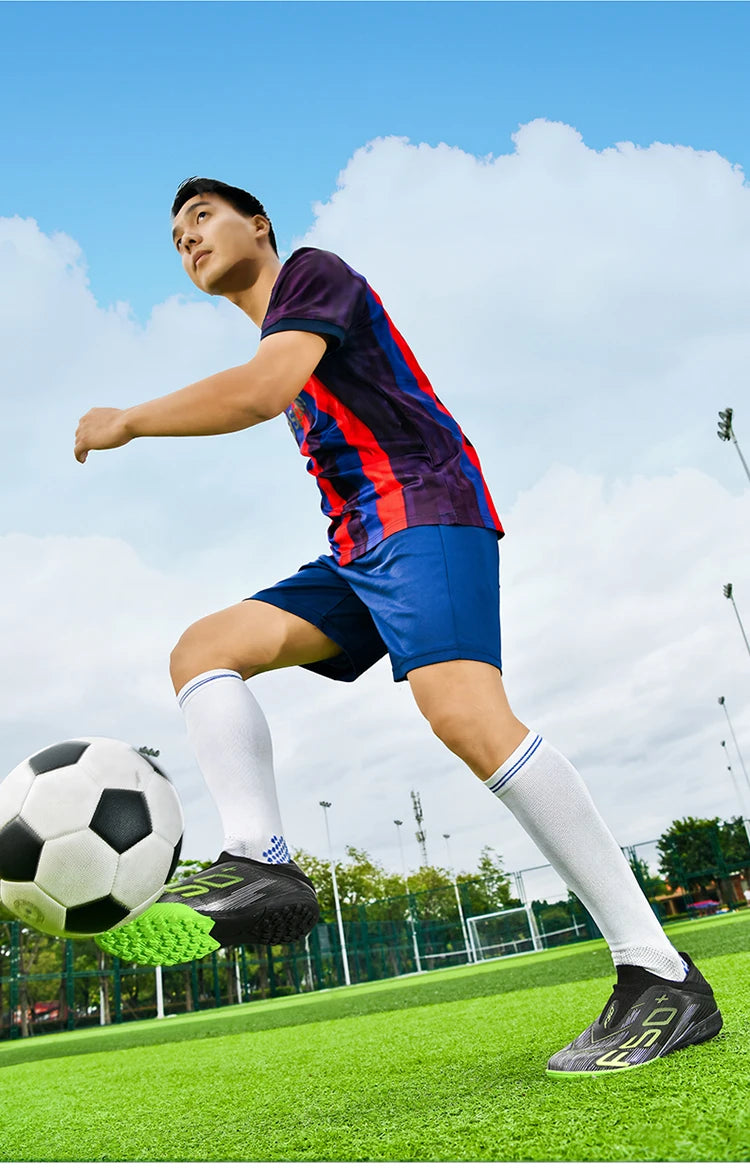 New Men Soccer Shoes Grass Cleats Futsal Comfortable Turf Football Boots Sports Ultralight Fg Non Slip Indoor Adult Non-Slip