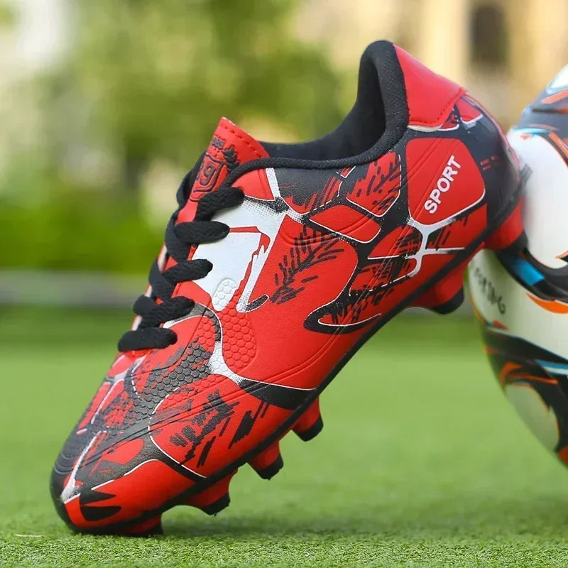 Nouvelles chaussures de football pour hommes et enfants, crampons professionnels pour adultes, chaussures de football ultralégères antidérapantes pour l'herbe, chaussures d'entraînement pour garçons, livraison directe
