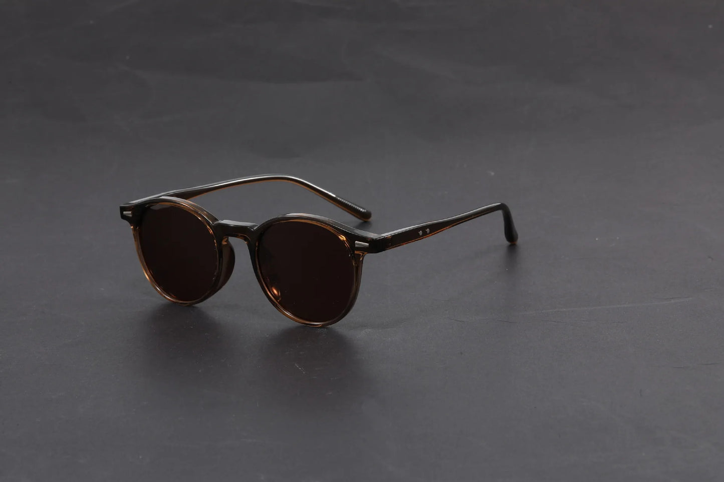 GENEVIEVE Simple Geometric Round Frame Design Women Men Polarized Sunglasses UV Protection Customizable Prescription 1080