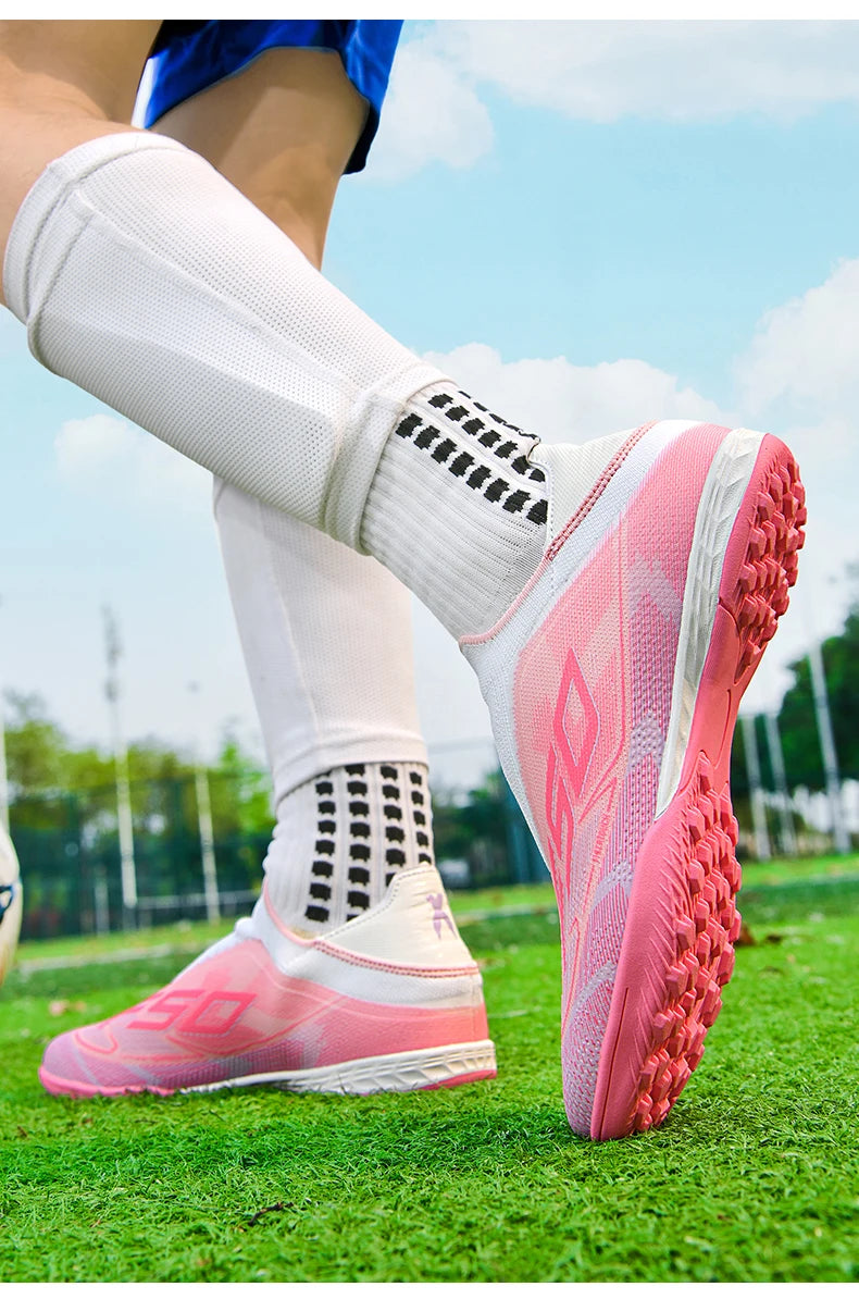Chaussures de football pour hommes, neuves, pour terrain gazonné, professionnelles, originales, résistantes, décontractées, chaussures de football de qualité supérieure, ultralégères