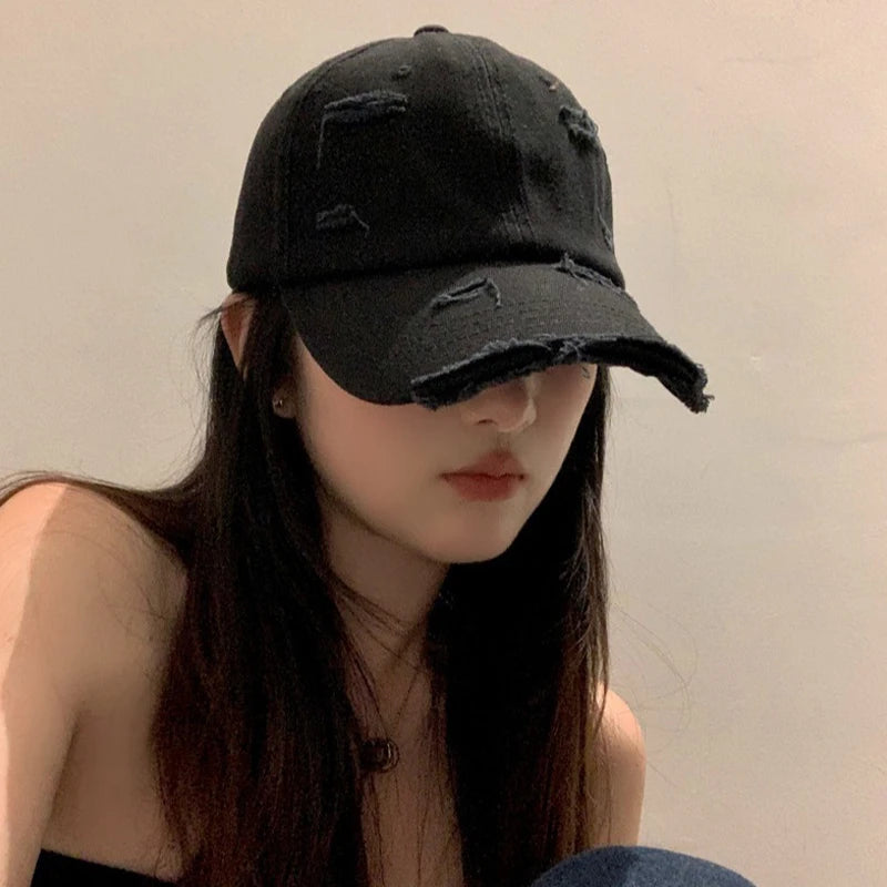 Casquette hip-hop polyvalente pour homme et femme, nouvelle collection printemps-été, à visière incurvée, style rétro, effet usé, avec trou et bord en bec de canard