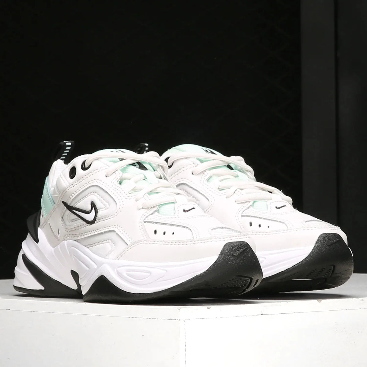 Nike Original M2K TEKNO Retro-Sneaker für Damen im Chunky-Stil AO3108-013