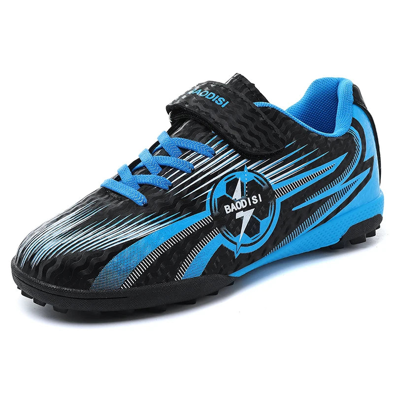 Nouvelles chaussures de football pour enfants, chaussures de sport pour terrain, chaussures de football pour garçons, chaussures de futsal, chaussures de sport d'intérieur à crampons, chaussures de football originales à c
