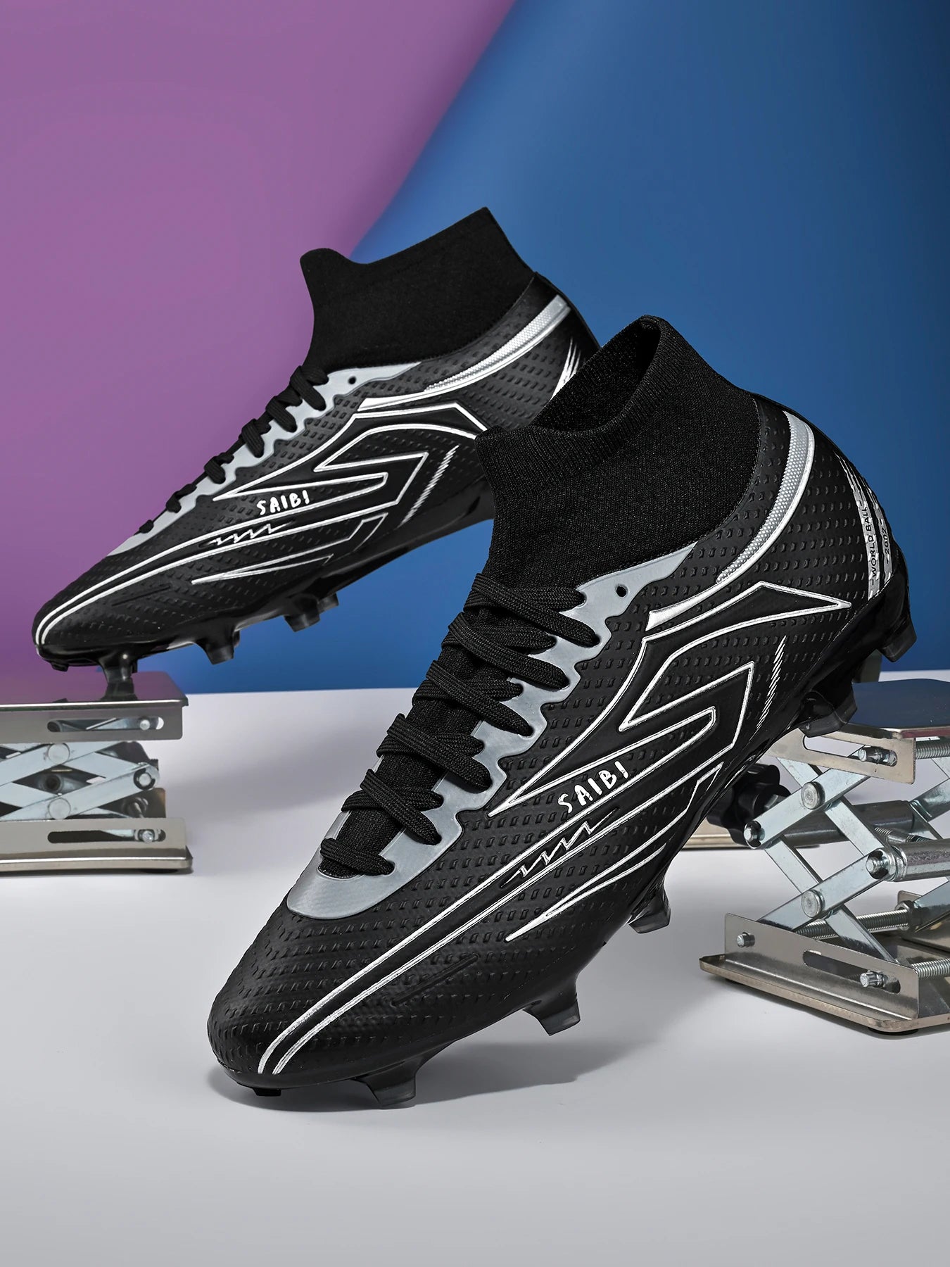 Men's Football Shoes, Anti-Slip Boots, AG/FG Spikes, Professional Training Shoes, Breathable Football Shoes