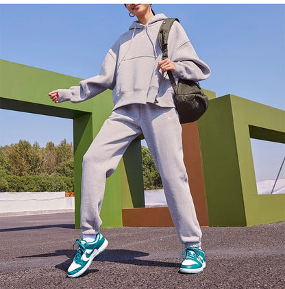 Nike Official Authentic Dunk Low Γυναικεία Ελαφριά Αθλητικά Παπούτσια με Αντικραδασμική Προστασία σε Ρετρό Στυλ DV3029-100