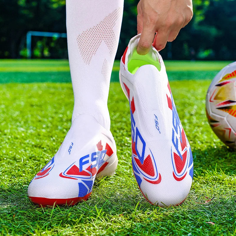 Nouvelles chaussures de football pour hommes, crampons pour terrain en herbe, de haute qualité, antidérapantes, légères, mi-hautes, pour les matchs en extérieur, chaussures de sport, très vendues pour l'entraînement.