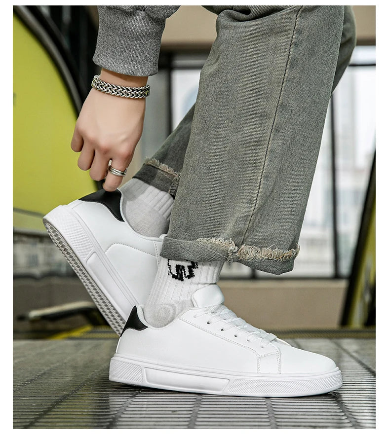 Herrenschuhe aus Kunstleder, Sneaker, trendige Freizeitschuhe, Herrensneaker, vulkanisierte Herrenschuhe, Paarschuhe, Damenschuhe