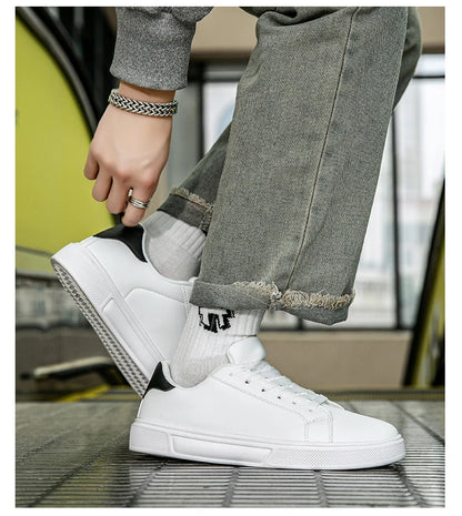 Herrenschuhe aus Kunstleder, Sneaker, trendige Freizeitschuhe, Herrensneaker, vulkanisierte Herrenschuhe, Paarschuhe, Damenschuhe