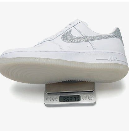Originální nové dámské klasické minimalistické volnočasové tenisky Nike HQ3461-191
