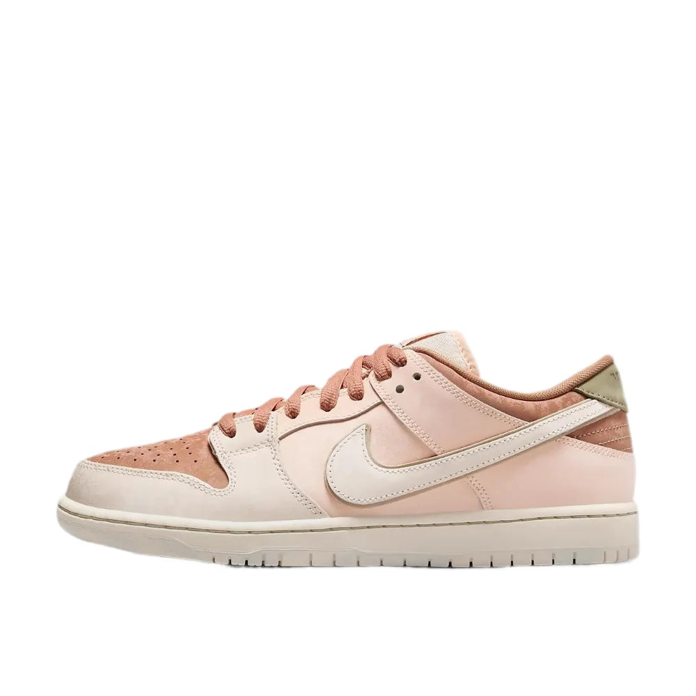 „Nike Dunk SB“: stilingi, minimalistiniai, madingi, lengvi ir universalūs sportiniai bateliai, skirti patogiam kasdieniam nešiojimui ir kelionėms į darbą FD2627-200