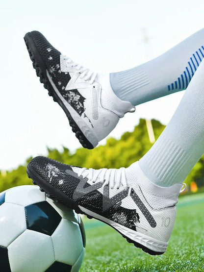 Zapatillas de fútbol para hombre, tacos de alto rendimiento, calzado profesional de fútbol sala, botas rápidas para campo de fútbol, zapatillas originales de entrenamiento para niño