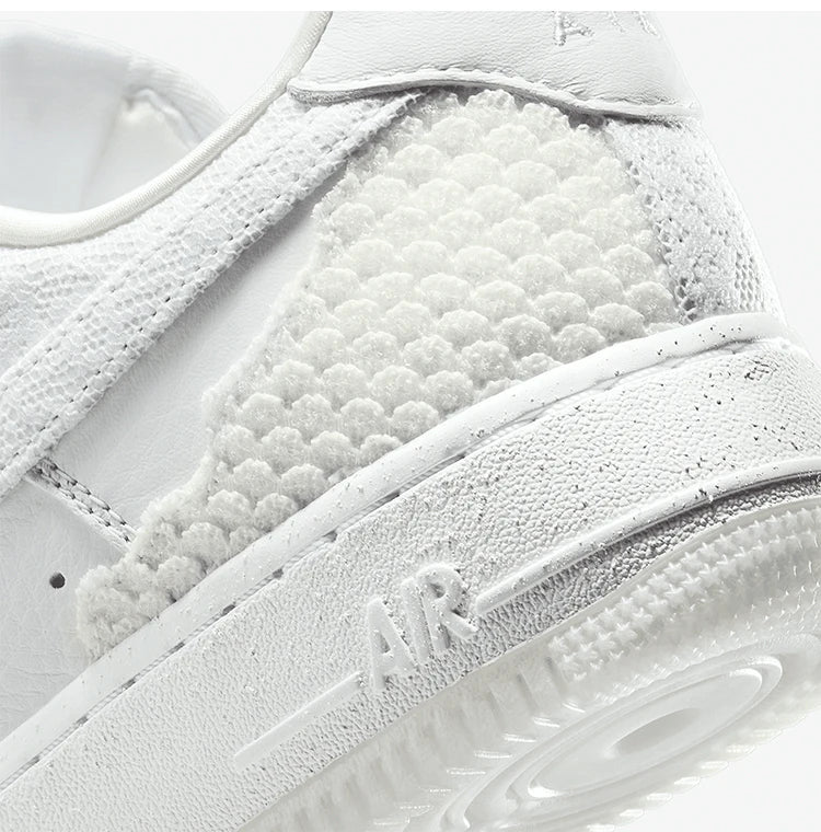 Nike Authentic Air Force 1 AF1 Sneakers classiche da donna con suola spessa HV6011-111