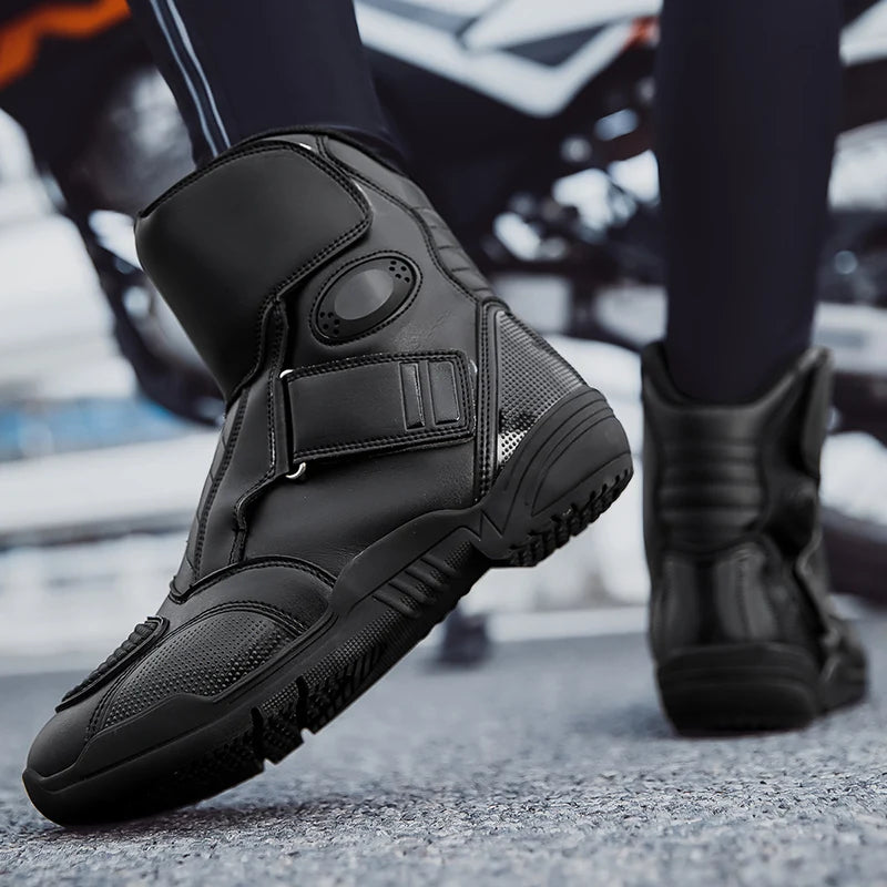 2025 New Men's Motorcycle Boots Outdoors Waterproof Safety Protection Motorcycle Shoes High Quality PU Leather Men Motos Boot
