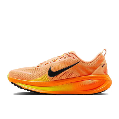 Nike Vomero 18 – odpruženie, opora, nízka hmotnosť, ideálne na beh a chôdzu, pohodlné unisex bežecké topánky HM6803-402