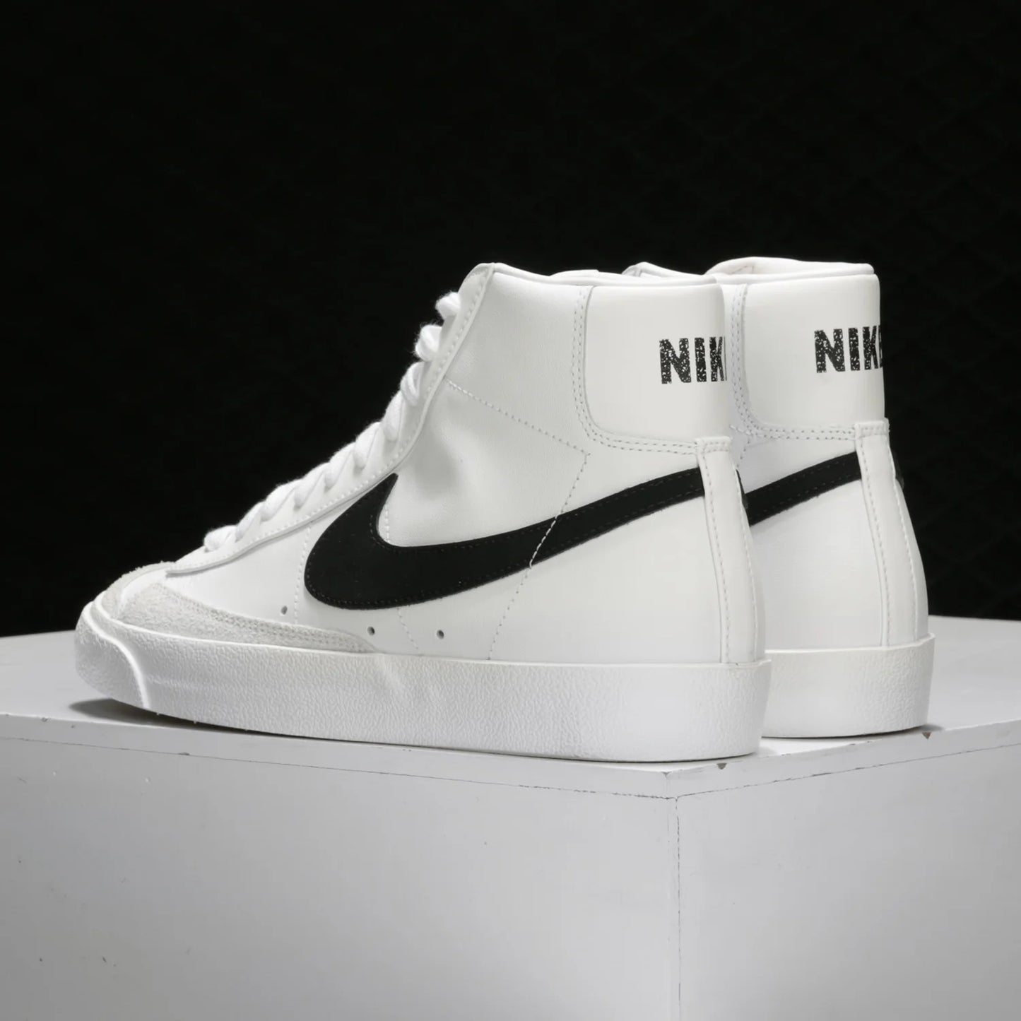 Nike Genuine BLAZER MID '77 VNTG Men's Sports Shoes BQ6806-100