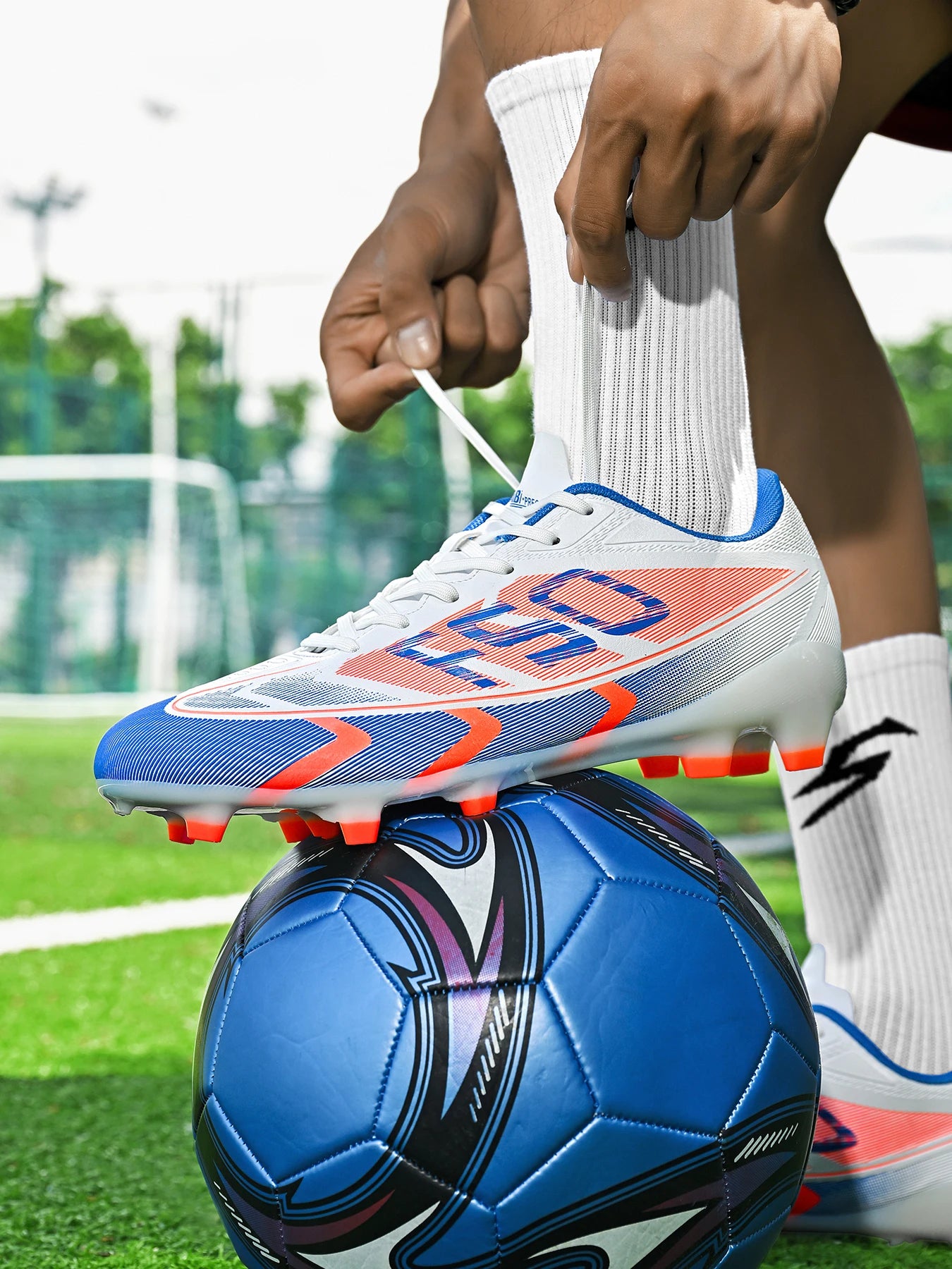 Professional Grass AG /FG Soccer Shoes PU Fabric Integrated Upper TPU Tough Sole Wear Resistant Anti-slip Youth Footwear