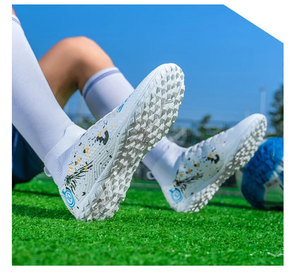 Nouvelles chaussures de football professionnelles pour hommes, chaussures de football antidérapantes, unisexes, respirantes, chaussures de futsal, nouvelles chaussures à crampons, livraison directe, ultralégères