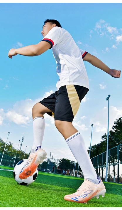Herenvoetbalschoenen Antislip Indoor Futsal Voetbalschoenen Wedstrijdschoenen voor gras Hoogwaardige sneakers Populaire hoge sneakers voor buiten