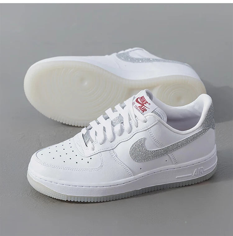 Originální nové dámské klasické minimalistické volnočasové tenisky Nike HQ3461-191