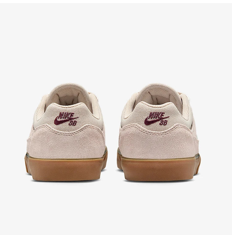 Nike Authentic SB Malor – slitstarka sportskor med snörning och låg skaft för män FV6064-100