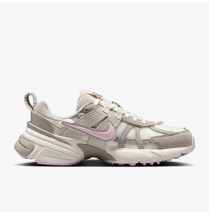 Nike Authentic V2K RUN Sneakers da donna in rete traspiranti, stile retrò e casual HV5997-161