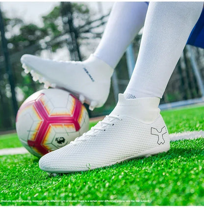 Chaussures de football pour hommes, modèle original, résistantes, pour terrain gazonné, crampons, antidérapantes, de haute qualité, confortables, chaussures de football pour activités de plein air.