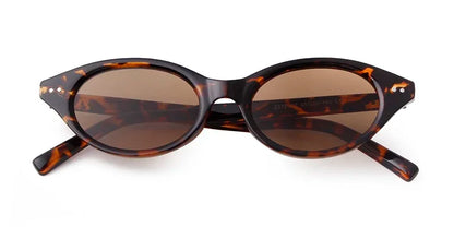 Trend Tortoise Shell Cat Eye Sunglasses 2025 Women Men Brand Designer Sun Glasses Cateye Rivets Narrow Frame Shades Female UV400