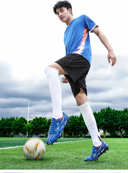 Nouvelles chaussures de football professionnelles pour hommes, chaussures de football antidérapantes, unisexes, respirantes, chaussures de futsal, nouvelles chaussures à crampons, livraison directe, ultralégères