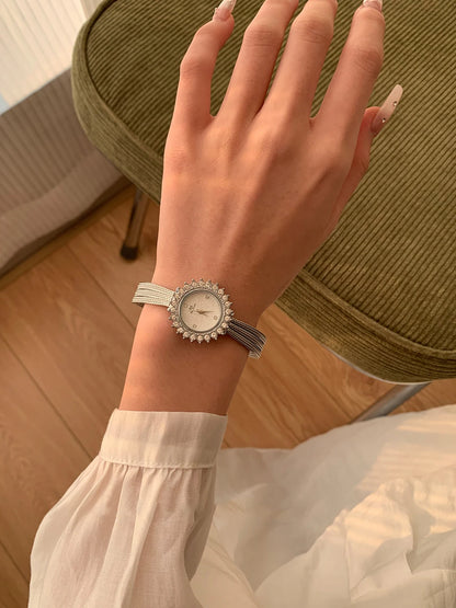 2025 Luxury Elegant Women's Watches Sunflower Diamond Unique Strap  Ladies' Watch Luxury Gift Clock Wristwatches