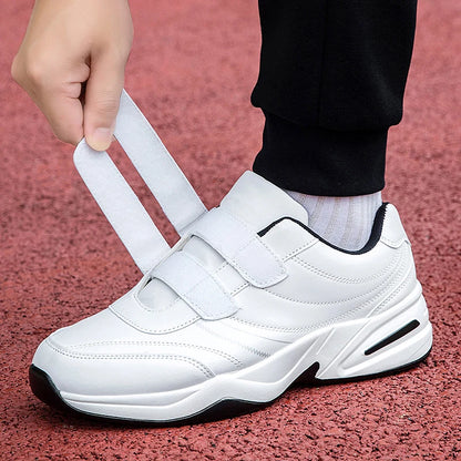 Sneakers da uomo in pelle regolabili con chiusura a strappo, scarpe sportive casual, sneakers bianche, scarpe da ginnastica sportive da uomo