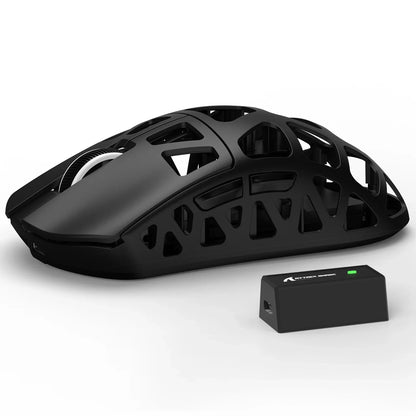 Herní myš ATTACK SHARK R3 z hořčíkové slitiny 8K SUPERLIGHT, 8000Hz, 6 nastavitelných úrovní DPI až do 26000, PAW3395, BT/2.4G bezdrátová/kabelová