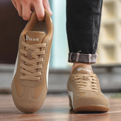 Popular Autumn Lightweight Fashionable Men's Casual Shoes Odor Resistant Low Cut Sports Shoes Outdoor Soft Retro Walking Shoes