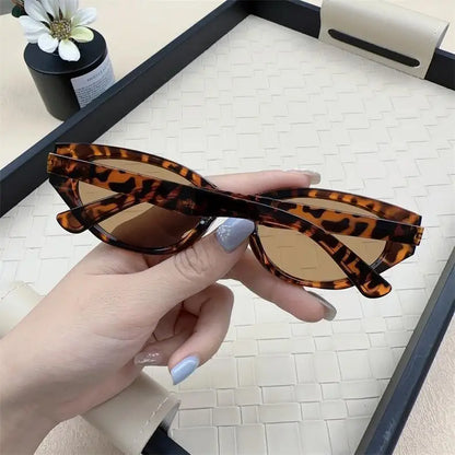 Minimalist Oval Cat-eye Glasses Women's Fashion Outdoor Folding Sunglasses Sun Shading UV Sunscreen Glasses Stylish Accessory