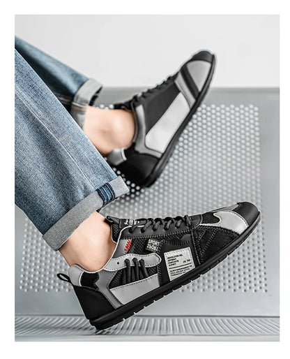 Chaussures de sport décontractées respirantes en maille color-block noir et gris pour hommes, chaussures d'été fines rétro Forrest Gump, chaussures légères à semelle souple, absorbant les chocs, antidérapantes, polyv