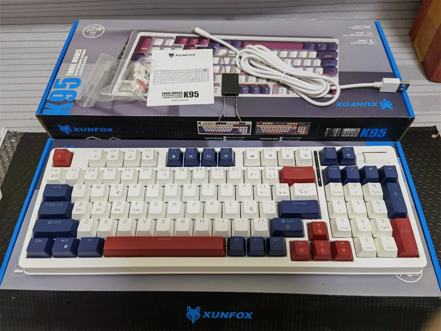 Wireless Mechanical Keyboard 96 Keys 100% Layout Spanish Russian Korean Arabic Mechanical Keyboard Bluetooth RGB K95 2000mAh