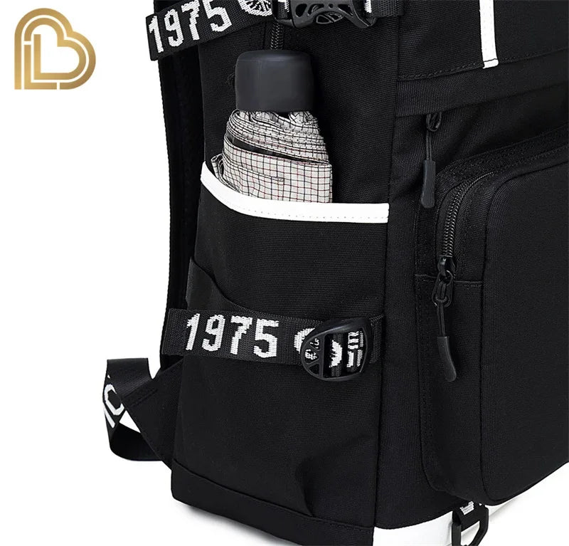 Yule Trooper F-Fortnited Battle Royale Rucksack mit USB-Ladeanschluss, Anime-Figuren, Lern- und Schreibwarenfach für Schüler